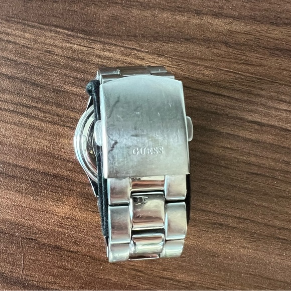 Silver link Guess analogue watch with crystal stone face details - Picture 3 of 8